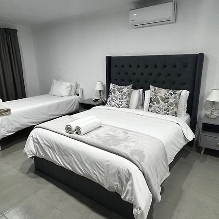Cradock Guest House & Self Catering Экстерьер фото